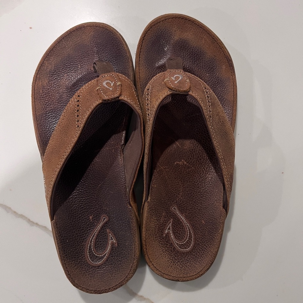 OluKai Nui Men's Beach Sandals Size 9